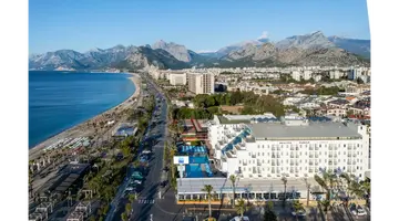 SEA LIFE FAMILY RESORT HOTEL