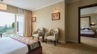SEA LINKS BEACH HOTEL
