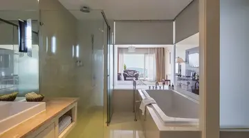 SEA LINKS BEACH HOTEL