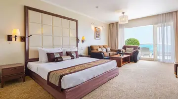 SEA LINKS BEACH HOTEL