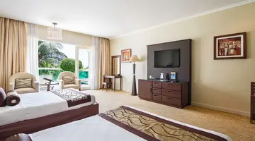 SEA LINKS BEACH HOTEL