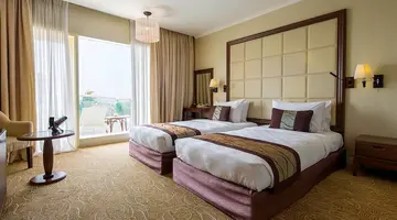 SEA LINKS BEACH HOTEL