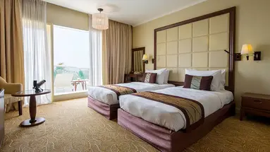 SEA LINKS BEACH HOTEL