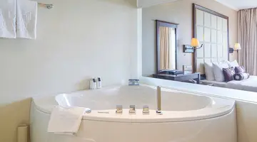 SEA LINKS BEACH HOTEL