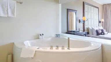 SEA LINKS BEACH HOTEL