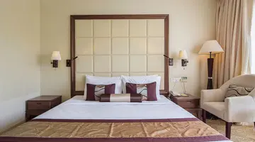 SEA LINKS BEACH HOTEL
