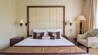 SEA LINKS BEACH HOTEL