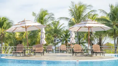 SEA LINKS BEACH HOTEL