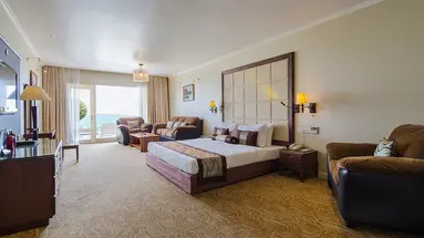 SEA LINKS BEACH HOTEL