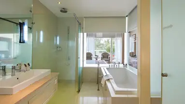 SEA LINKS BEACH HOTEL