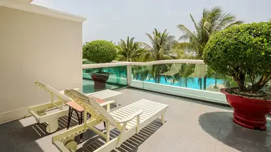 SEA LINKS BEACH HOTEL