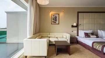 SEA LINKS BEACH HOTEL