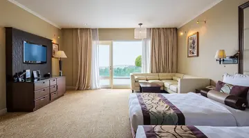 SEA LINKS BEACH HOTEL