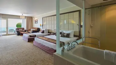 SEA LINKS BEACH HOTEL
