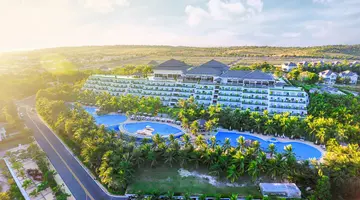 SEA LINKS BEACH HOTEL
