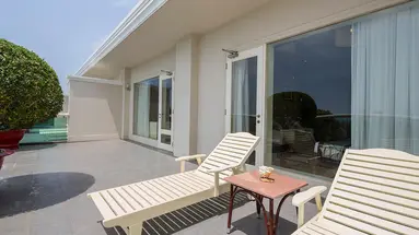 SEA LINKS BEACH HOTEL
