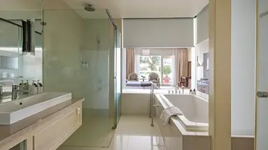 SEA LINKS BEACH HOTEL