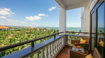 SEA LION BEACH RESORT & SPA HAM TIEN