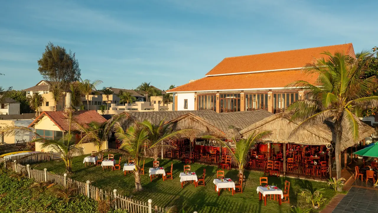 SEA LION BEACH RESORT & SPA HAM TIEN