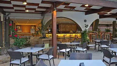 SEA MELODY BEACH HOTEL AND APARTMENTS