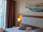 SEA MELODY BEACH HOTEL AND APARTMENTS