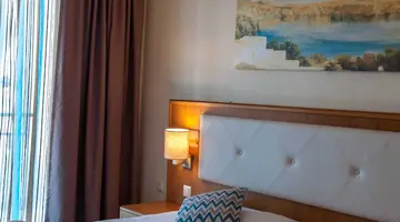 SEA MELODY BEACH HOTEL AND APARTMENTS