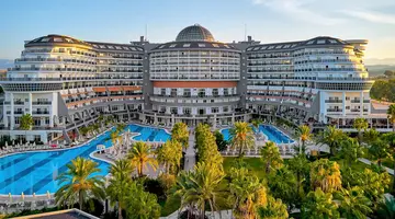 Sea Planet Resort and Spa