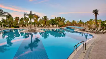 Sea Planet Resort and Spa