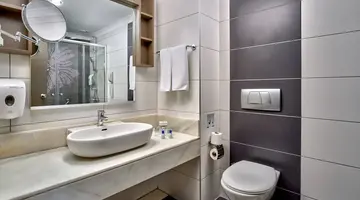 Sea Planet Resort and Spa