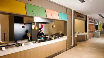 Sea Planet Resort and Spa