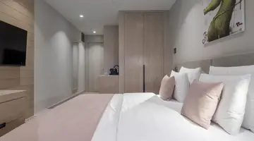 Sea Star Hotel