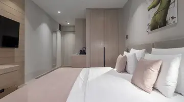 Sea Star Hotel