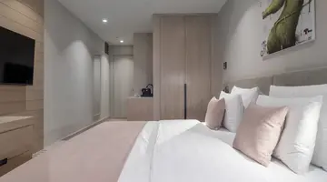 Sea Star Hotel