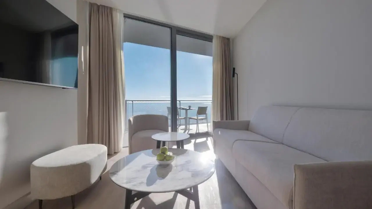 Sea Star Hotel