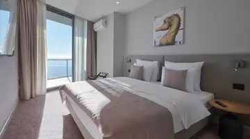 Sea Star Hotel