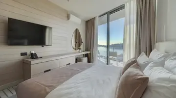 Sea Star Hotel
