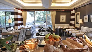 Sea View Hotel