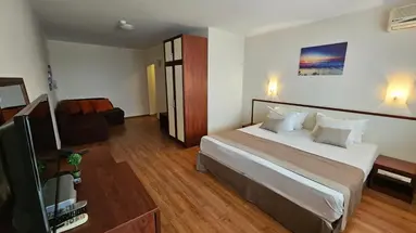 Sea Vista (ex. Yuzhni Noshti)