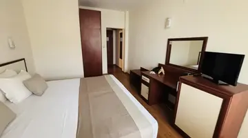 Sea Vista (ex Yuzhni Noshti)