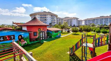 Sea World Resort and Spa