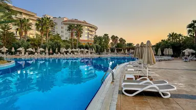 Sea World Resort and Spa