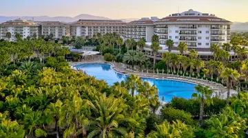 Sea World Resort and Spa