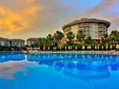 Sea World Resort and Spa