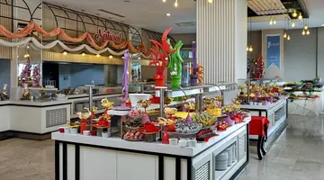 Sea World Resort and Spa