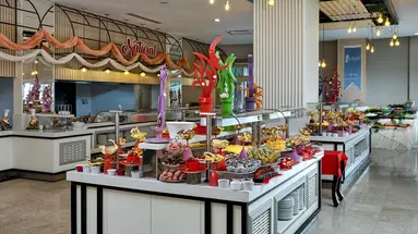 Sea World Resort and Spa