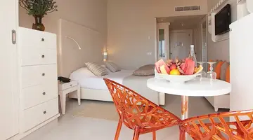 SEABEL RYM BEACH