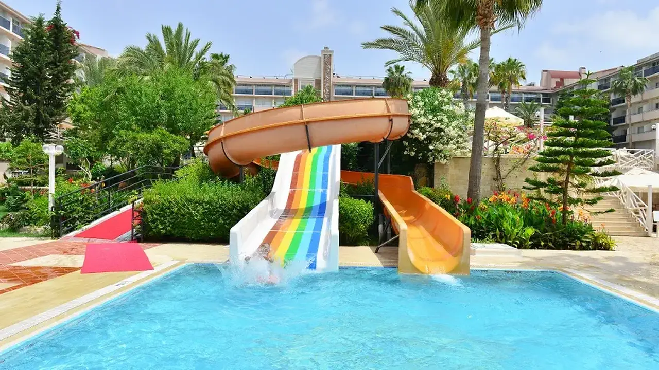 SEADEN COROLLA HOTEL