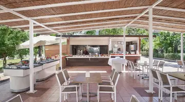SEADEN COROLLA HOTEL