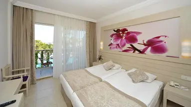 Seaden Corolla Hotel
