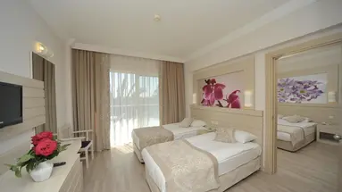 Seaden Corolla Hotel